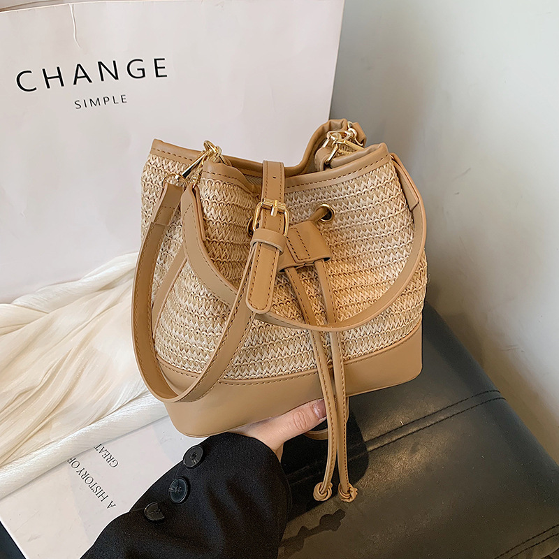 Woven Straw Women's Crossbody Portable Bucket Bag - Image 2