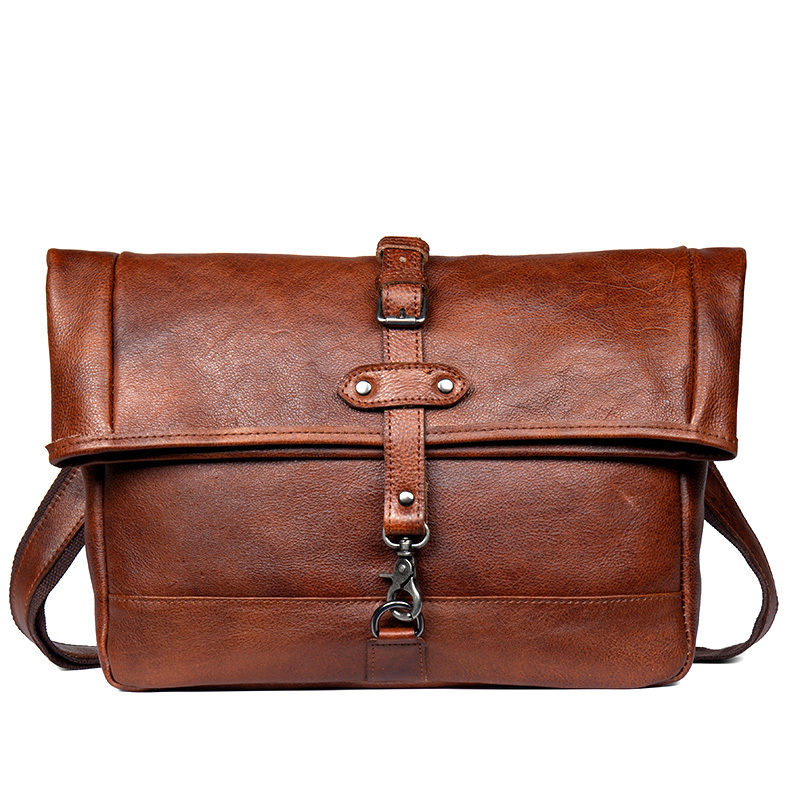 Vintage Shoulder Bag In Polished Vegetable Tanned Leather - Image 6