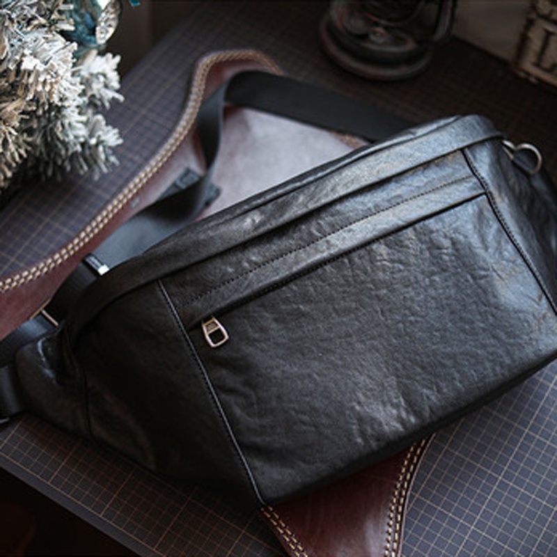 Men's Cowhide Large Capacity Vintage Messenger Bag - Image 2